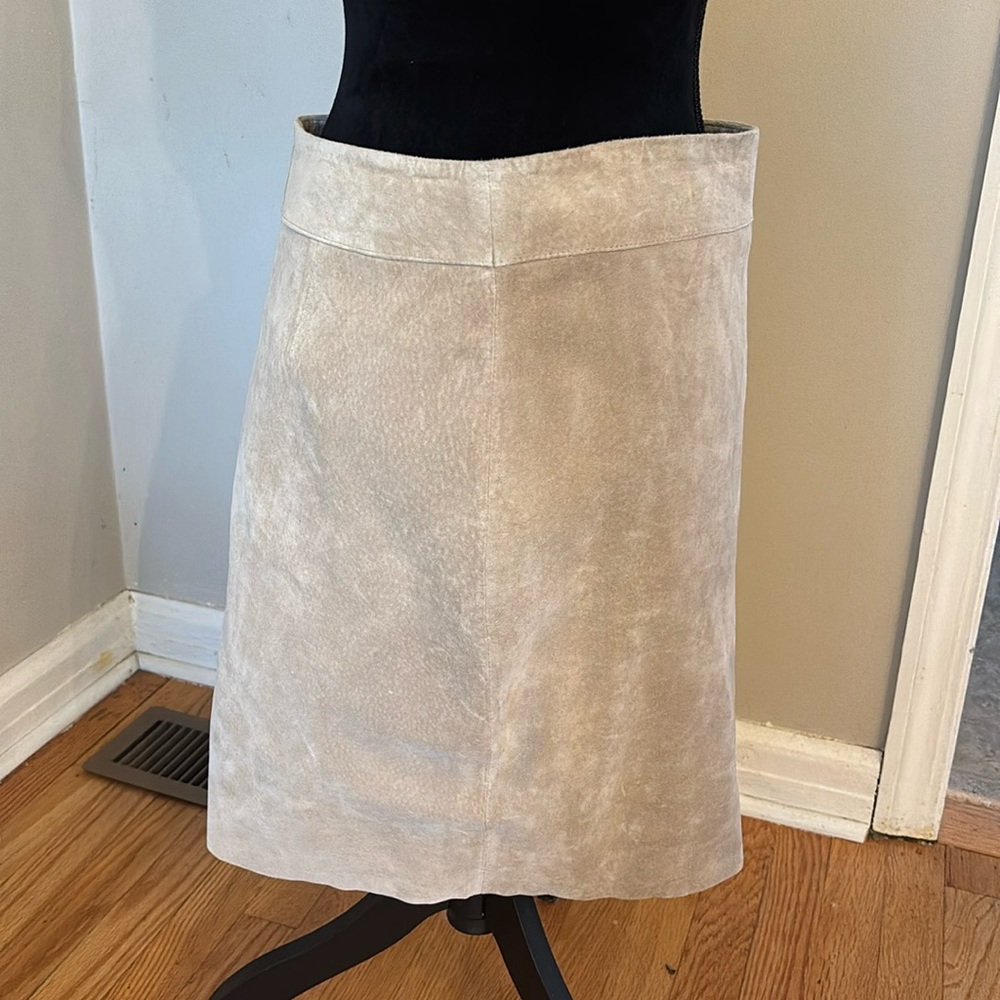 Express Beige Suede Skirt Size 9/10